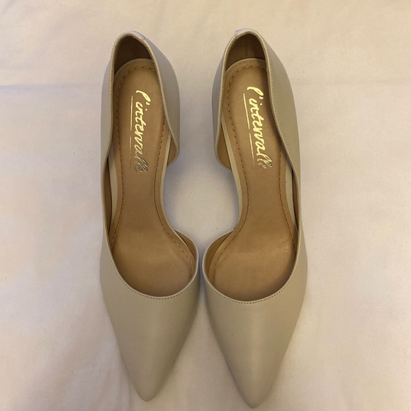 L ' intervalle Shoes - - L' intervalle leather 4.5” high heal cream colour shoes size 10.